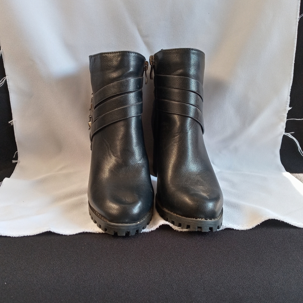 Women's boots